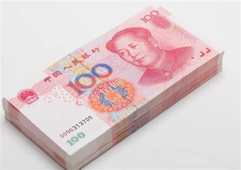在中国，一个家庭一年能存一万块钱是什么水平？说出来你都不信_存款