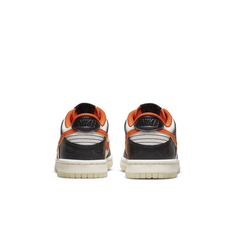 Older Kids' Dunk Low 'Halloween' (DO3806-100) Release Date. Nike SNKRS