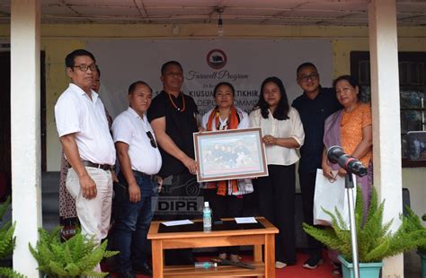 JALUKIE BIDS FAREWELL TO OUTGOING ADC | DIPR Nagaland-Department of ...