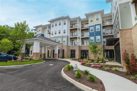 Royal Sail Apartments at Bridgeport - Suffolk, VA | After55