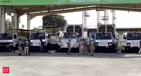 Punjab: Hardeep Singh Puri inaugurates Asia's largest compressed biogas ...