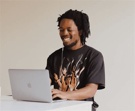 Research & Write In Seconds with Lunchbreak AI