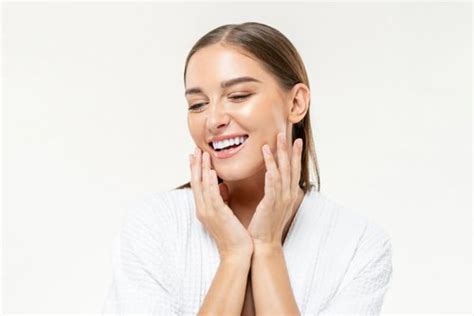 Imaćete blistavu kožu ako poslušate ove savete dermatologa i ...
