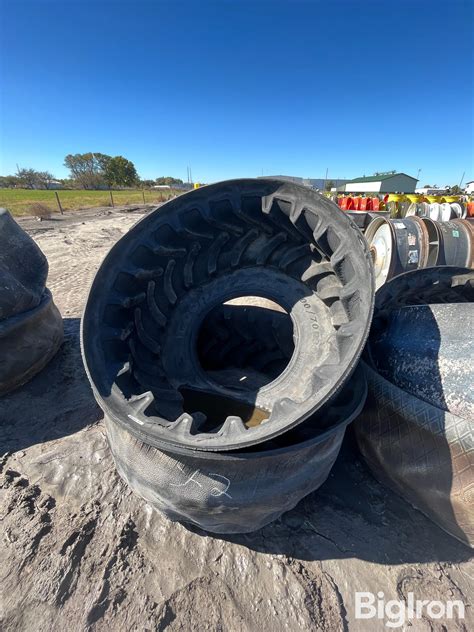 Turned Tire Rubber Feed Bunks | Agriculture | BigIron
