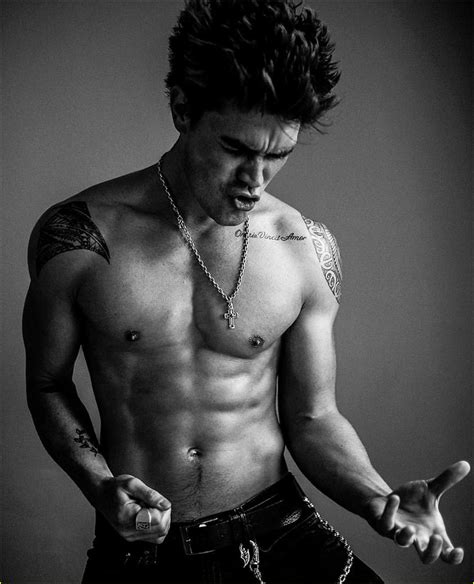 KJ Apa Bares Chiseled Abs in Shirtless Photo Shoot!: Photo 4250387 | Shirtless Photos | Just ...