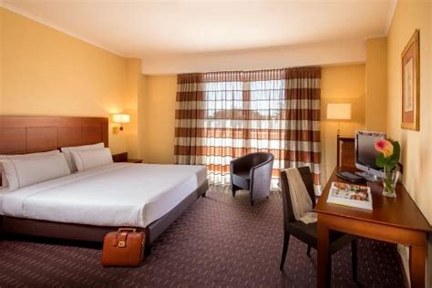 HOTEL CAPANNELLE APPIA ANTICA (Rome) - Hotel Reviews, Photos, Rate ...