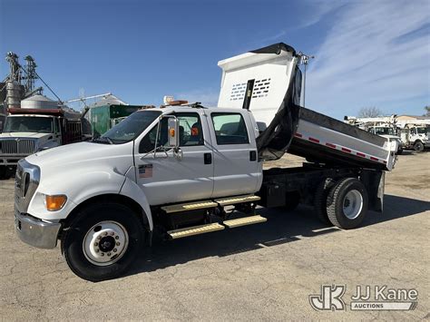 Used 2006 Ford F-750 For Sale in South Beloit, IL - 5038497207 - Equipment Trader