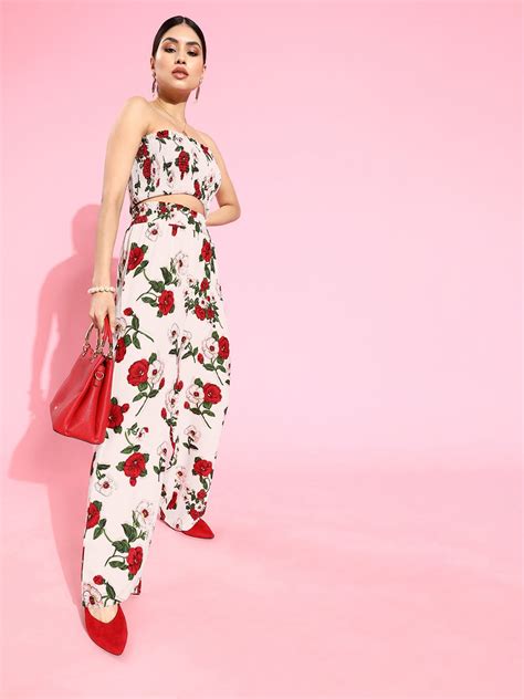 Berrylush Women White & Red Floral Shirred Crop Top & Crinkle Pants Dr