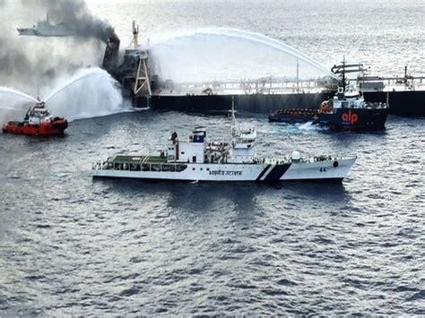 ICG continues efforts to reduce fire onboard oil tanker MT New Diamond