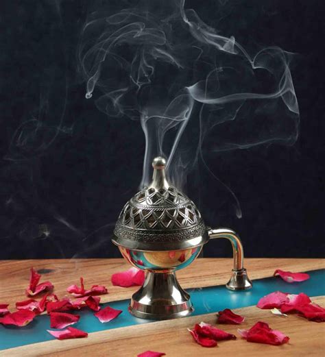 Golden Brass Lobaan Dhoop Daan With Handle For Puja Essentials — IKIRU
