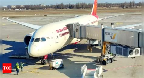 Kyiv: First India evacuation flight leaves Ukraine | India News - Times ...