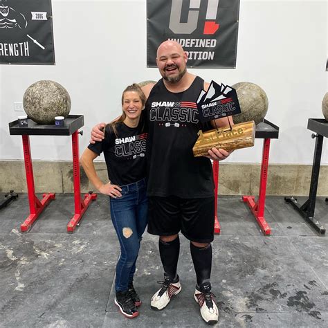 Meet Keri Shaw, 130lbs fitness fanatic wife of Brian Shaw who takes on 400lbs World's Strongest ...