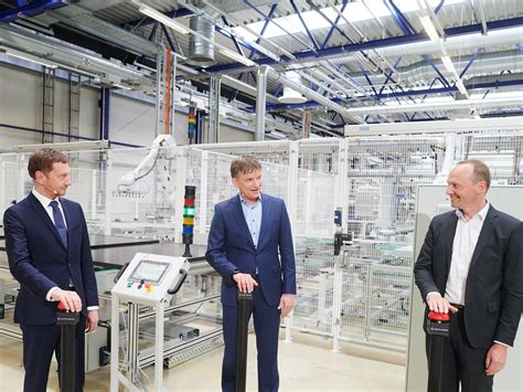 Rezultat imagine pentru Meyer Burger Module