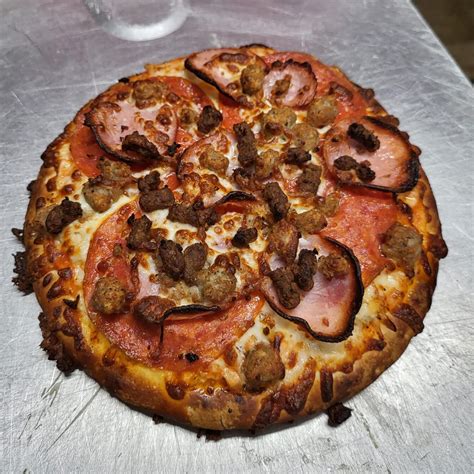 Tone's United Nation Pizza Co. | Oklahoma food truck available for weddings and events.