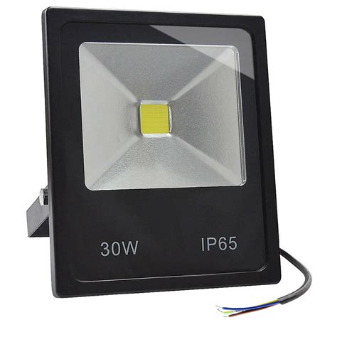 GLW 30w LED Flood Light 100 – 240V Outdoor Lamp 120 Degree IP65 WARM ...