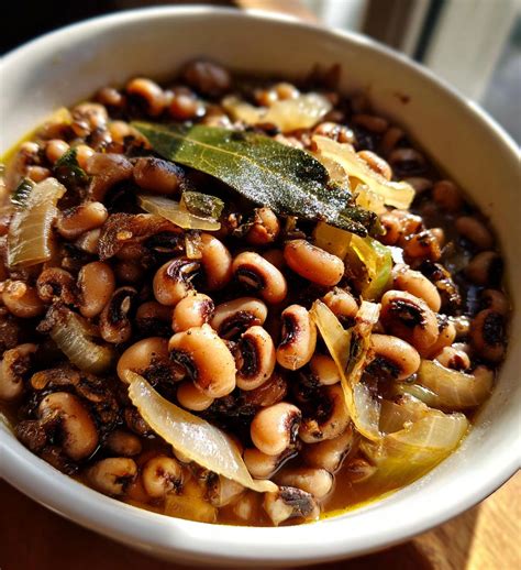 New Year’s Black Eyed Peas: 7 Steps to Good Fortune – Vihaad Recettes