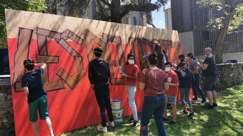 Corcoué-sur-Logne. Les Déluretz, un festival délirant dédié au cirque ...