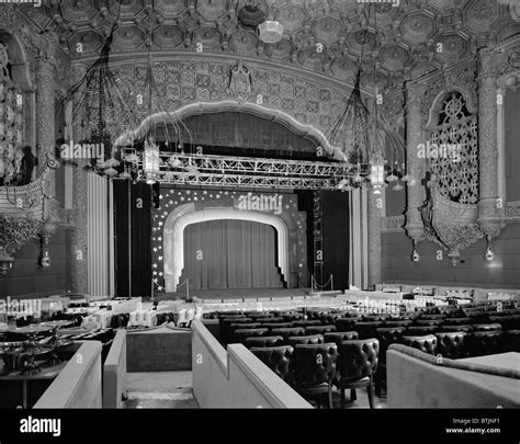 Fox theater Black and White Stock Photos & Images - Alamy