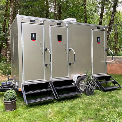 Portable Restroom Trailer - GOEASY