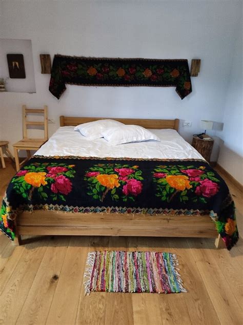 OGRADA BUNICILOR (Baia de Fier) - Hotel Reviews & Photos - Tripadvisor