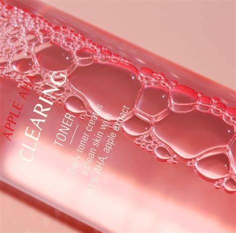 Goodal : Goodal Apple AHA Clearing Toner Brightening India | Maccaron