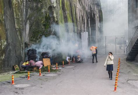 《一缕烟的事儿》刘嵩作品--中国摄影家协会网