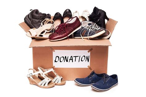 shoe cleaning in mumbaiTake Care of Your Shoes in Summer