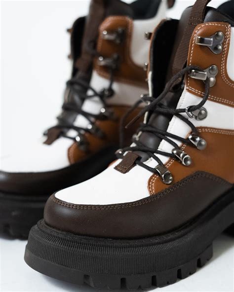 Off Duty Model Aesthetics Puffer Style Chunky Boot – Littlebox India