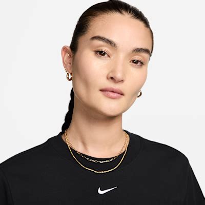 Nike Sportswear Women's T-shirt. Nike IN