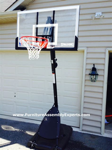 Spalding 44 Polycarbonate Portable Basketball Hoop Assembly at Lachlan ...