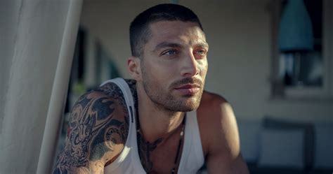 11 Captivating Facts About Simone Susinna - Facts.net