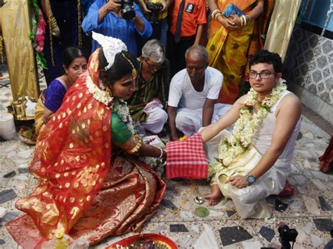 'Rainbow Wedding': Transgender Couple Marry In Emotional Ceremony ...