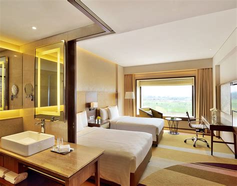 Destination Wedding in Raipur at Courtyard by Marriott Raipur | Shaadi ...