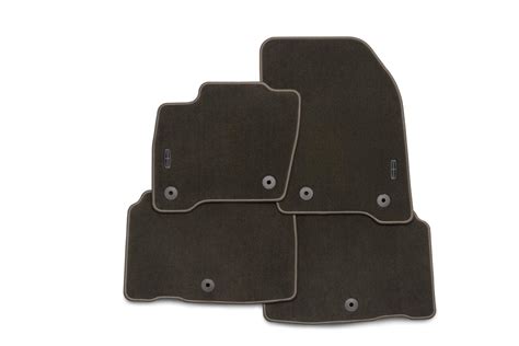 Lincoln Nautilus Accessories Floor Mats - Carpeted, 4-Piece, Black