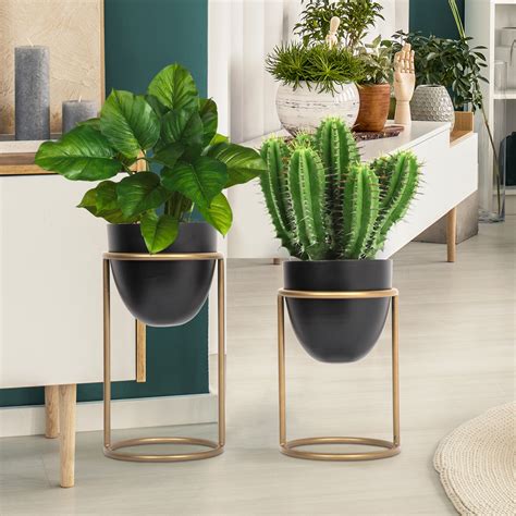 Metal Planter Stand With Planter (Golden & Black, Set of 2 ) – Vintageware