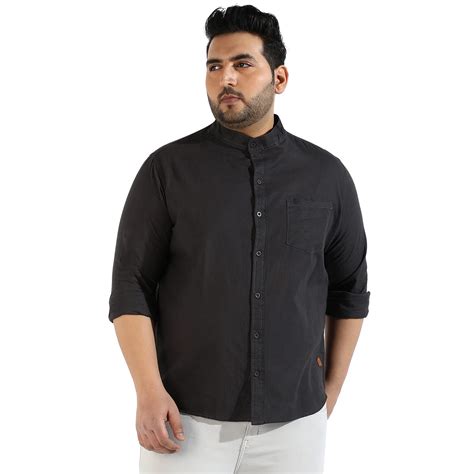 Instafab Plus Men's Charcoal Grey Basic Button-Up Shirt for Casual Wear ...