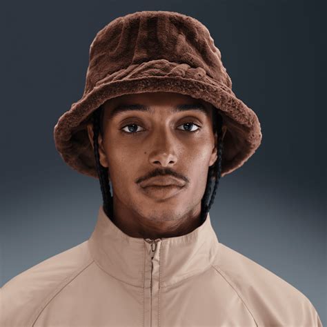 Bucket Hats. Nike DK