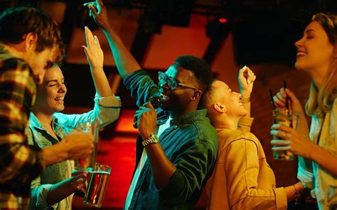 It's Time The Bathroom Singer Went Public! Here Are 5 Karaoke Nights To ...