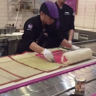 31 Reasons Anyone With A Sweet Tooth NEEDS To Permanently Move To Dubai