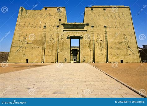 Temple of Edfu stock image. Image of africa, building - 32934081