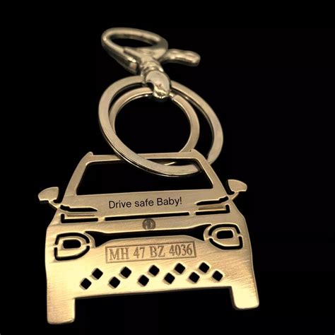 Personalized Name & Number Plate keychain | MG Windsor Keychain – Ampkrafts