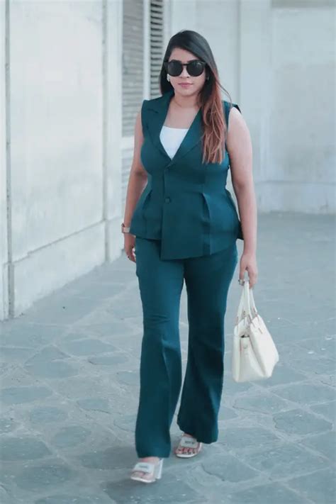 Premium Formal Western Wear for Women | Plus Size or SizeYOU - Jaey