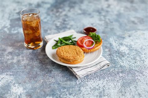 Tyson® Fully Cooked Whole Grain Breaded Chicken Patties, CN, 3.29 oz.