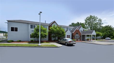 AMERICAS BEST VALUE INN EAST SYRACUSE (DeWitt) - Hotel Reviews, Photos ...