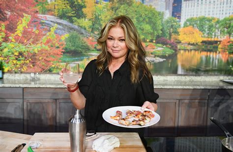 Valerie Bertinelli Lemon Blueberry Snacking Cake Is the Perfectly ...