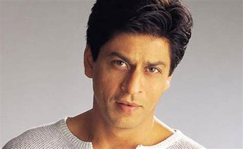 शाहरुख खान की बहन को देख फैंस भूल गए माधुरी, करीना, कैटरीना, गालों में ...