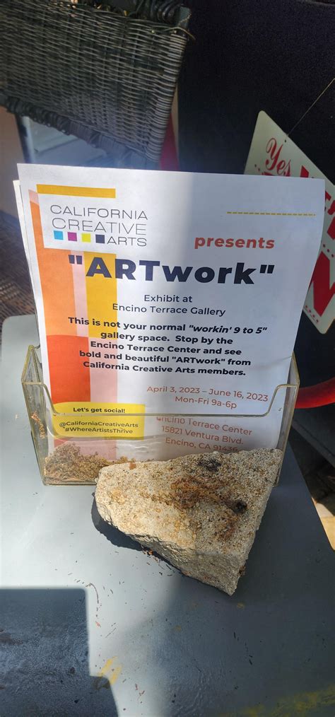 Art vending machine in a driveway in Burbank : r/SFV