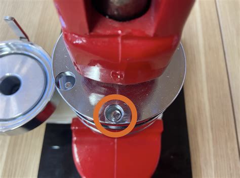 How to Use a Button Maker 的图像结果