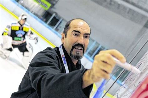 Tout un coup de pouce pour l'ex-entraîneur des Olympiques