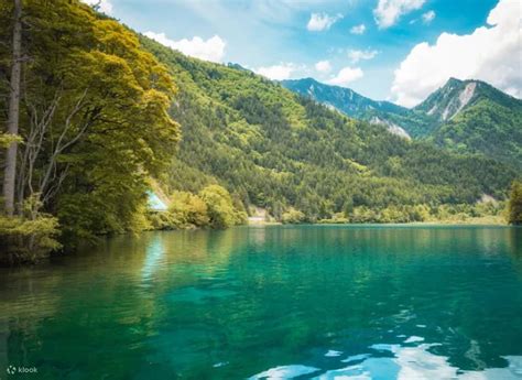 Sichuan Chengdu Jiuzhaigou High-End Bullet Train Upgrade 3-Day Tour ...